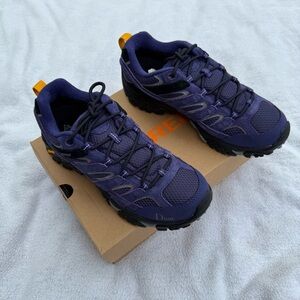 MERRELL 1-TRLMERRELL X DIME MOAB 2 WP brand new men’s US 8.5 in box purple